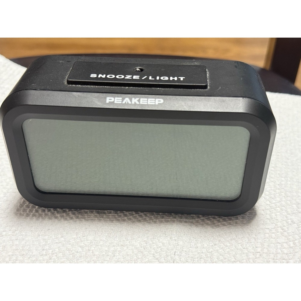 Peakeep Night Light Digital Alarm Clock Battery Operated with Indoor Temp Black